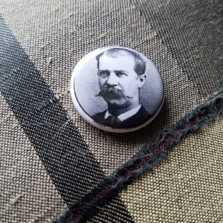 Dyer D. Lum Button